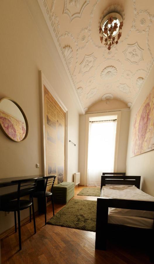 Old City Hotel إلفيف المظهر الخارجي الصورة